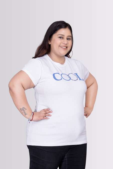 Cool Breeze Sky Waterway Colour Round Neck Lycra T-shirts For Womens