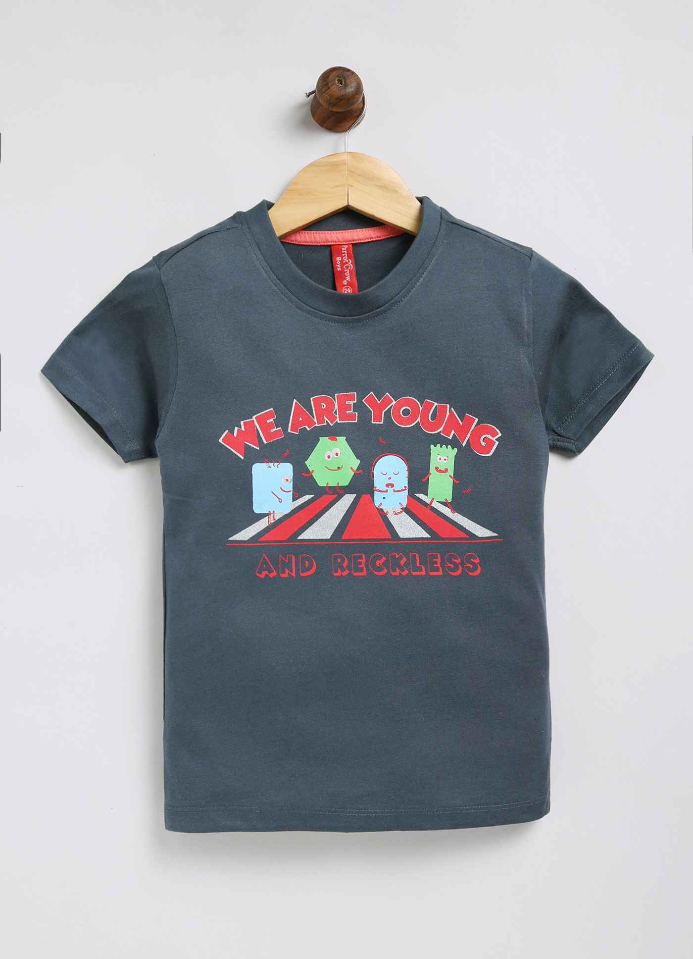 We are young & reckless cotton t-shirt for boys - ParrotCrow