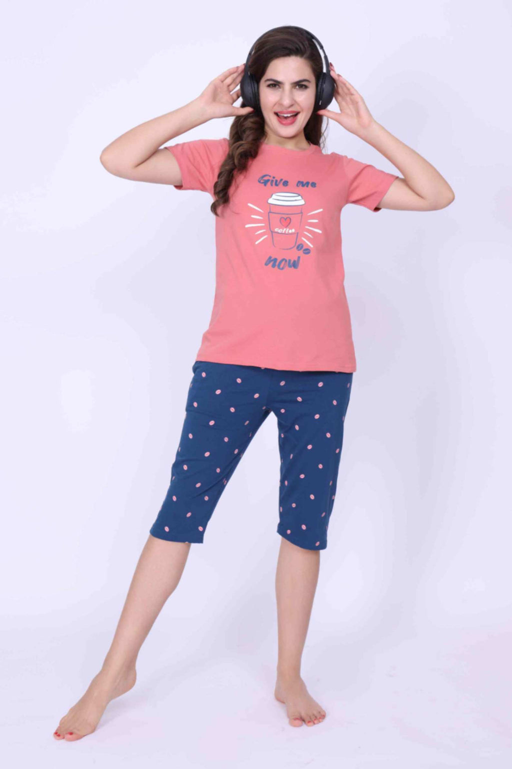 Women Night Suit Give Me Now Printed Pink Top & Blue Color 3/4th Capri Set - ParrotCrow
