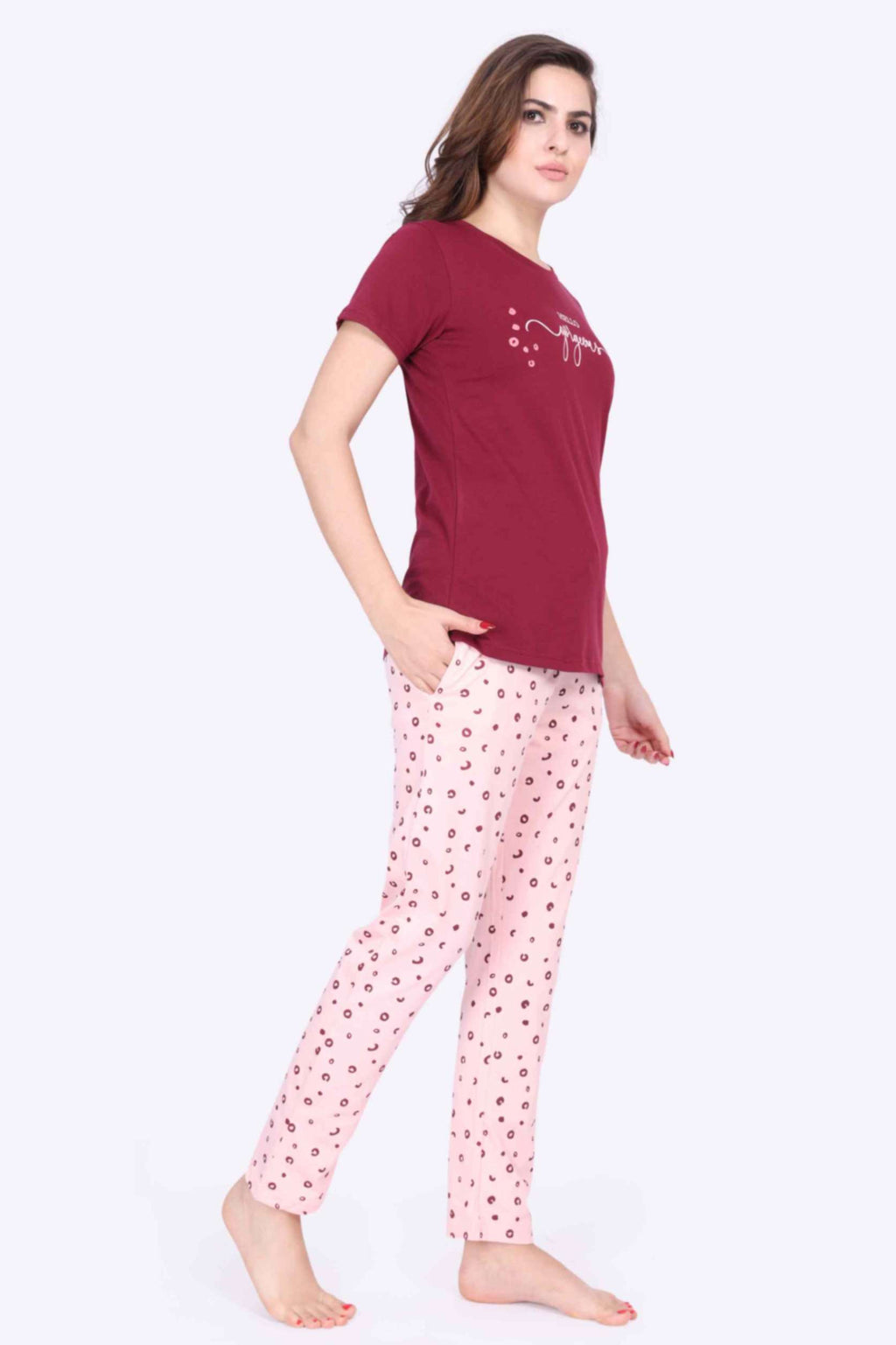 Women Night Suit Hello Gorgeous Printed Red Rose Top & Pink Pyjama Set - ParrotCrow